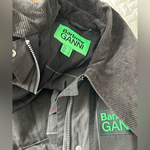 BARBOUR X GANNI HOODED WAX COAT IN CLASSIC TARTAN - Picture 5 of 5